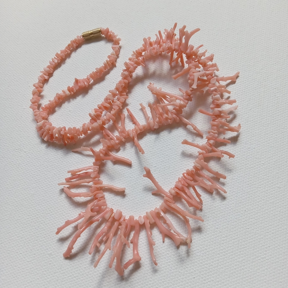 SOLD Vintage ntage pink coral branch necklace
